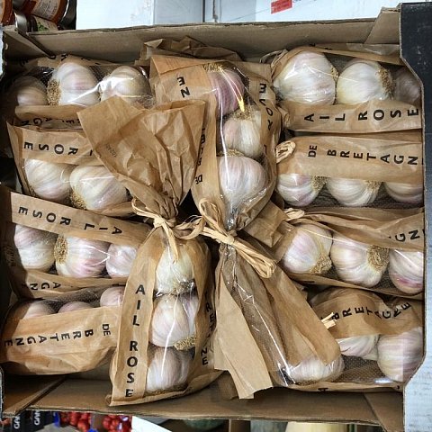 Knoblauch 10x150gr. Papierbeutel